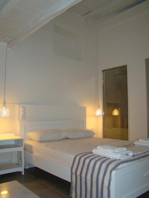 Comfort Studio with Garden View interior